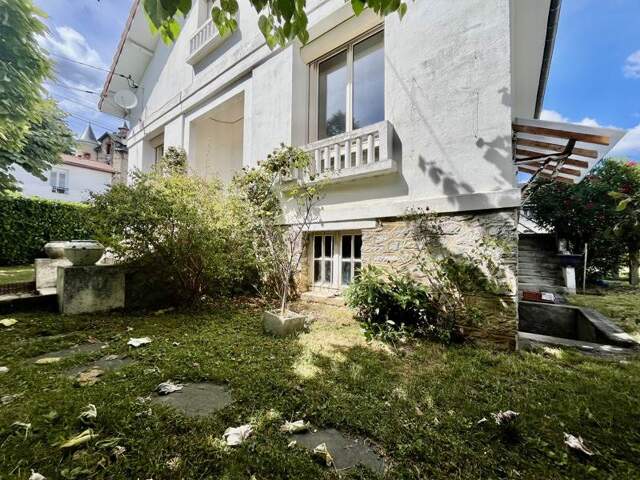 Maison de ville de 5 pièces principales — photo du bien
