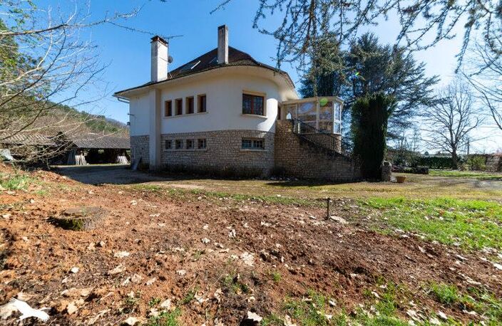 Villa de 8 pièces principales — photo 4