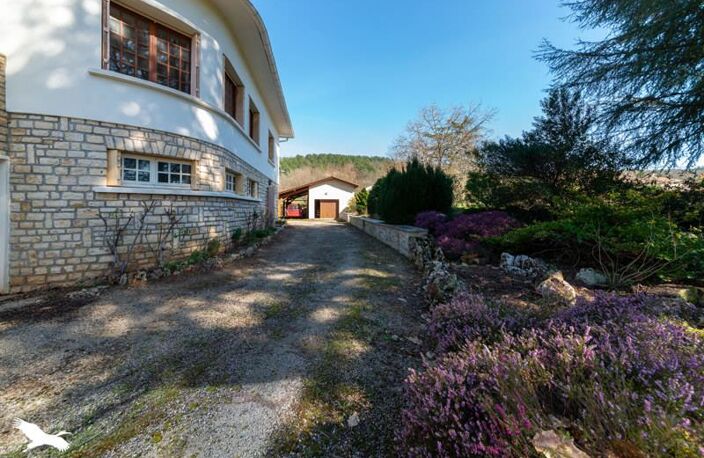 Villa de 8 pièces principales — photo 5