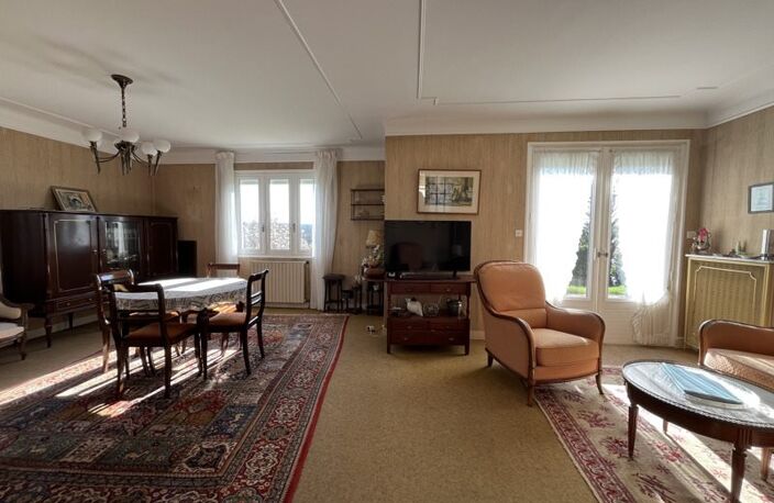 Vente maison 7 pièces 154 m² Châteauneuf-du-Faou (29520) — photo 2