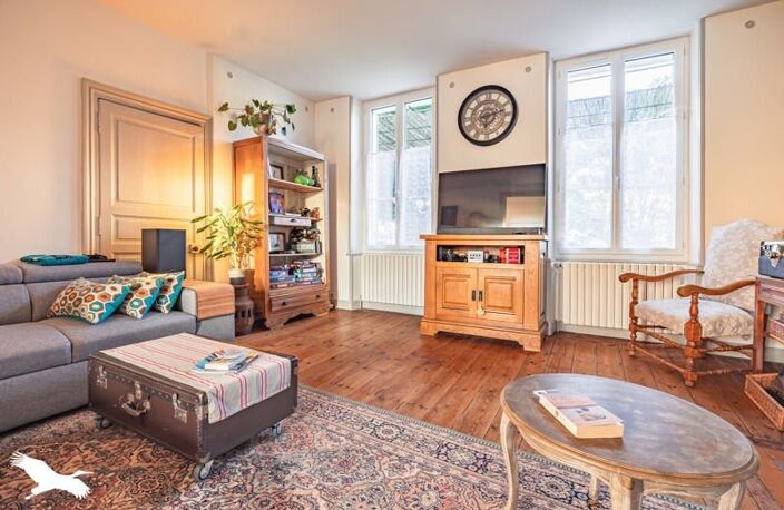 Maison de ville de 7 pièces principales — photo 2