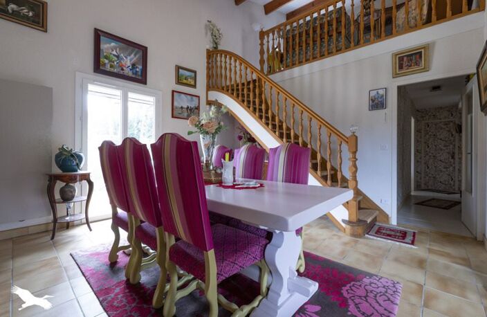 Villa de 6 pièces principales — photo 2