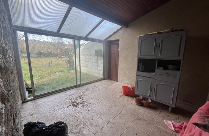 Maison en pierre de 3 pièces principales — photo 5