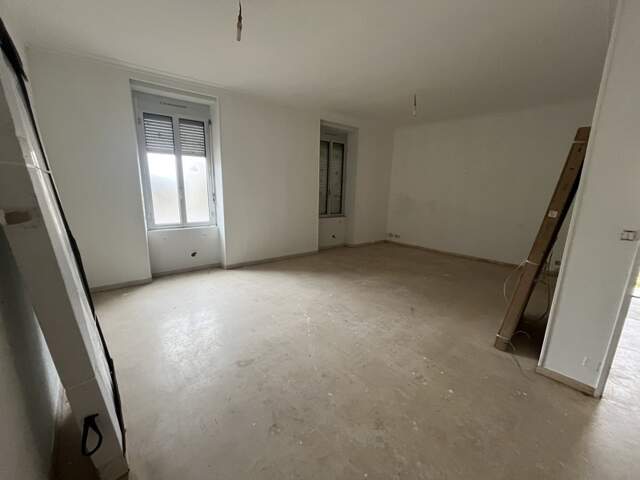 Maison de ville de 5 pièces principales — photo du bien