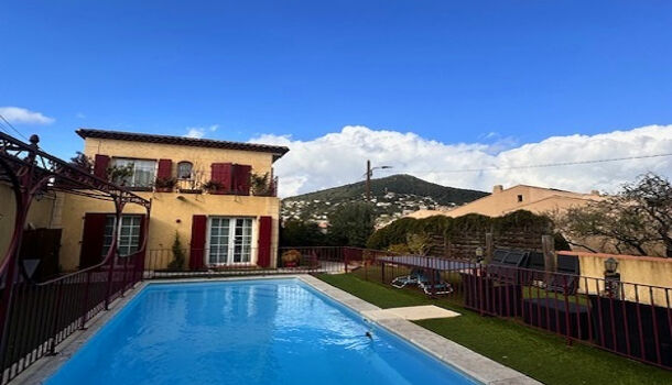 Villa / Maison 7 pièces  à vendre Carqueiranne 83320