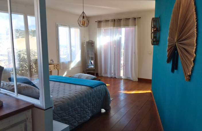 VILLA CINQ CHAMBRES ET PISCINE VUE MER — photo 4