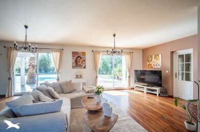 Maison 5 pièces 890000 €