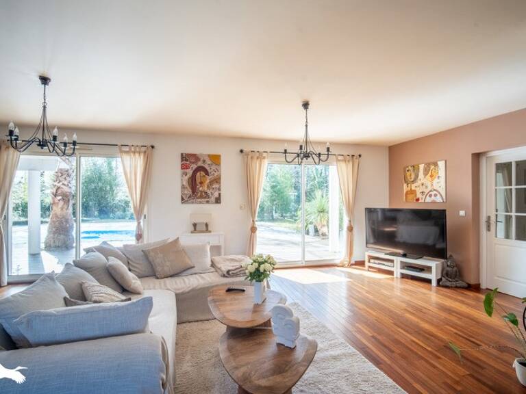 Maison 5 pièces 210 m² — photo 1