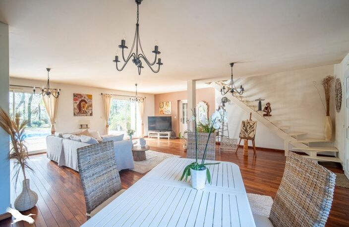 Vente maison 5 pièces 210 m² Biscarrosse (40600) — photo 3