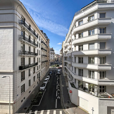 Appartement 4 pièces 1390 €