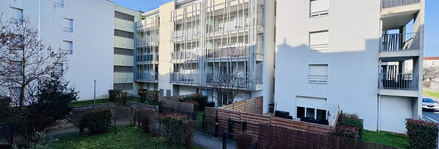 Appartement 1 Pièce 36 m² à vendre à Saint-Priest (69800)