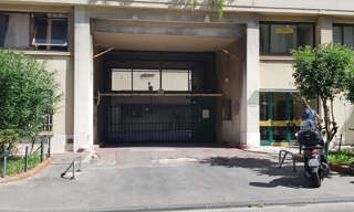 Garage   m² à louer à Marseille 5 (13005)