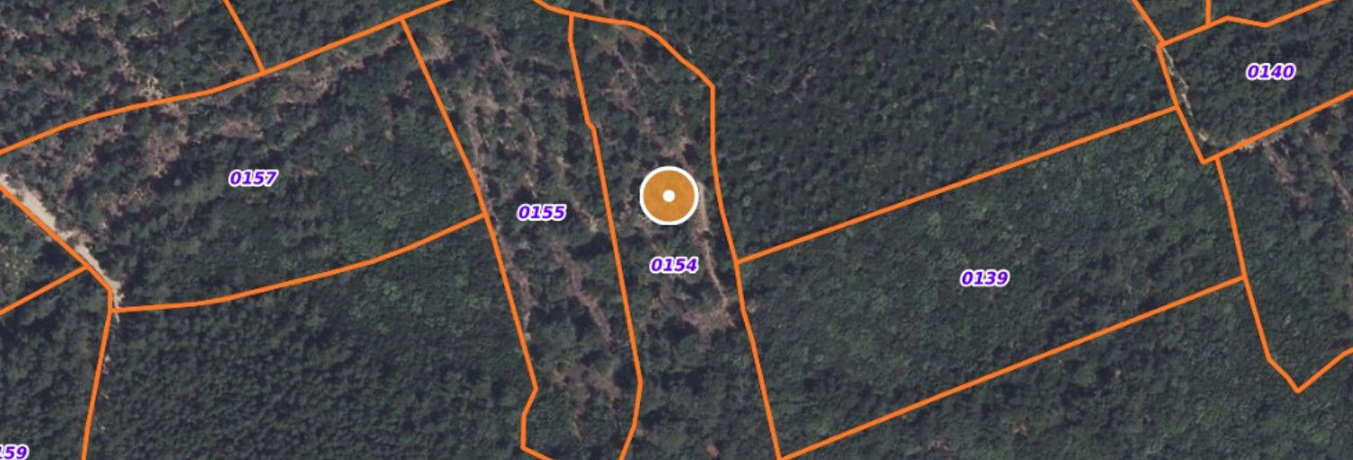 Terrain  7400 m² à vendre à Carnoules (83660)