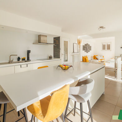 Appartement 4 pièces 438000 €