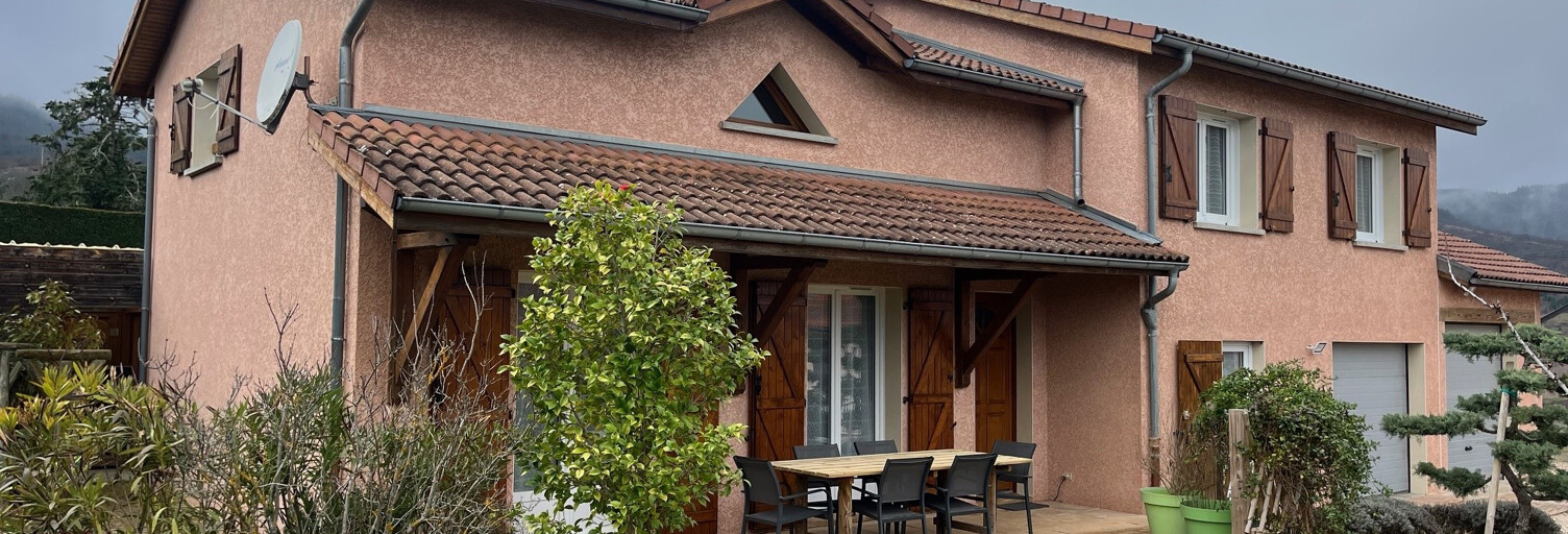 Maison 7 Pièces 115 m² à vendre à Vaux-en-Beaujolais (69460)