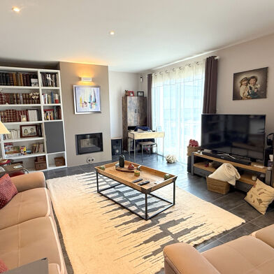 Appartement 4 pièces 790400 €