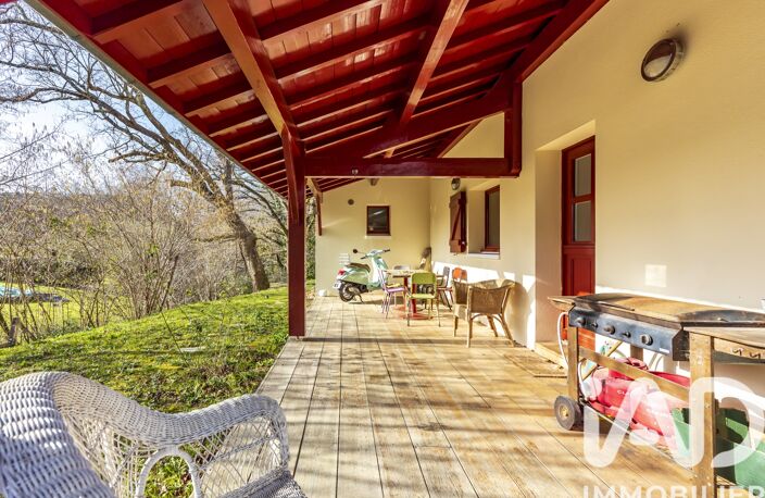 Vente Maison/villa 8 pièces — photo 3