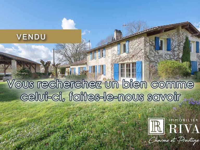 MAISON EN PIERRE DE 202 M2 + DEPENDANCES SUR 5874 M2 — photo 1