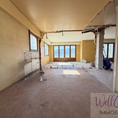 Appartement 4 pièces 270000 €