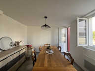 Bon emplacement pour cette maison de village mitoyenne avec garage. — photo 2