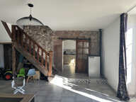 Bon emplacement pour cette maison de village mitoyenne avec garage. — photo 3