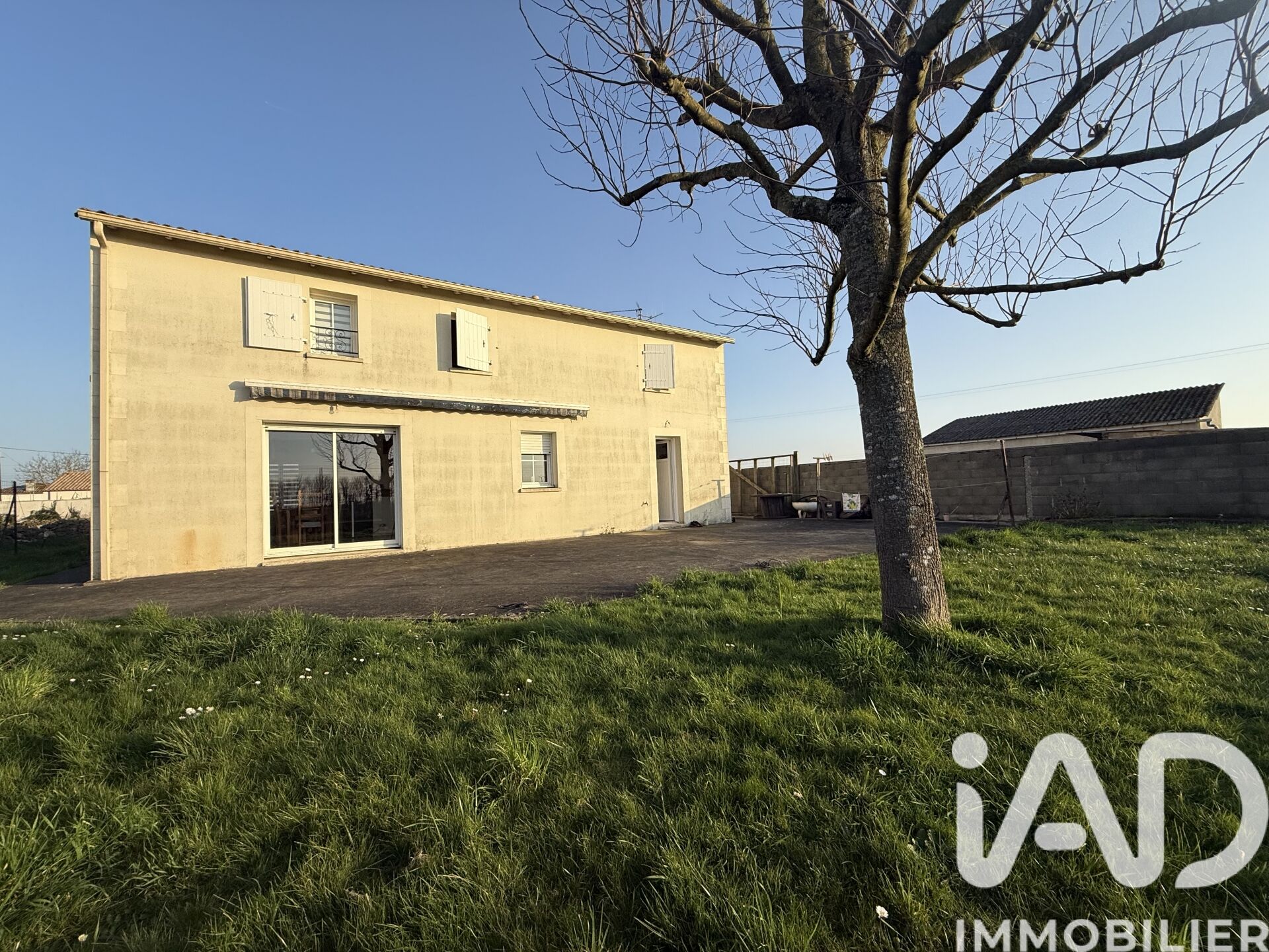 Vente Maison/villa 7 pièces - Photo 2
