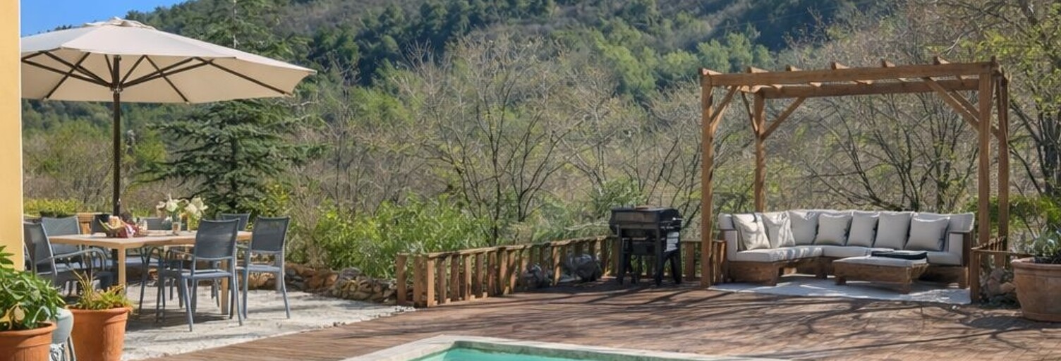 Maison 5 Pièces 130 m² à vendre à Le Bar-sur-Loup (06620)