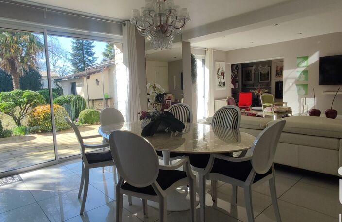 Vente Maison traditionnelle 9 pièces — photo 3