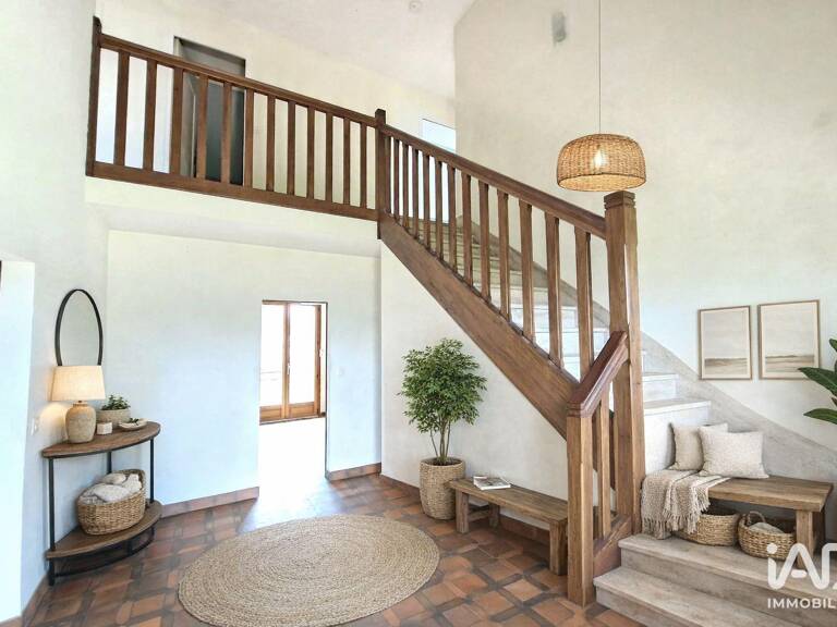 Vente Maison/villa 8 pièces — photo 1