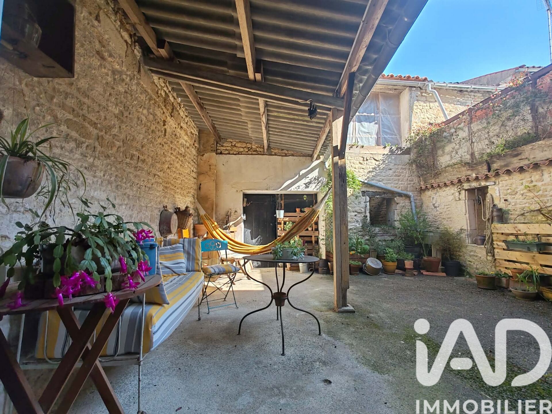 Surgeres - 121m² - 5p. - 4ch.