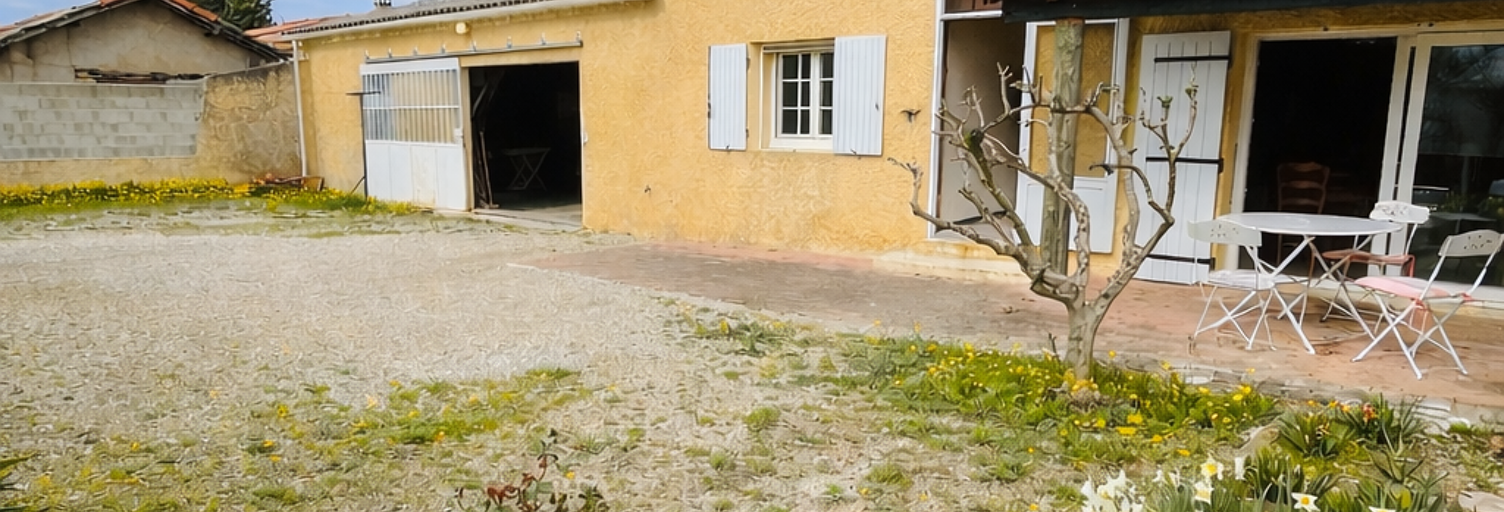 Maison 5 Pièces 97 m² à vendre à Travaillan (84850)