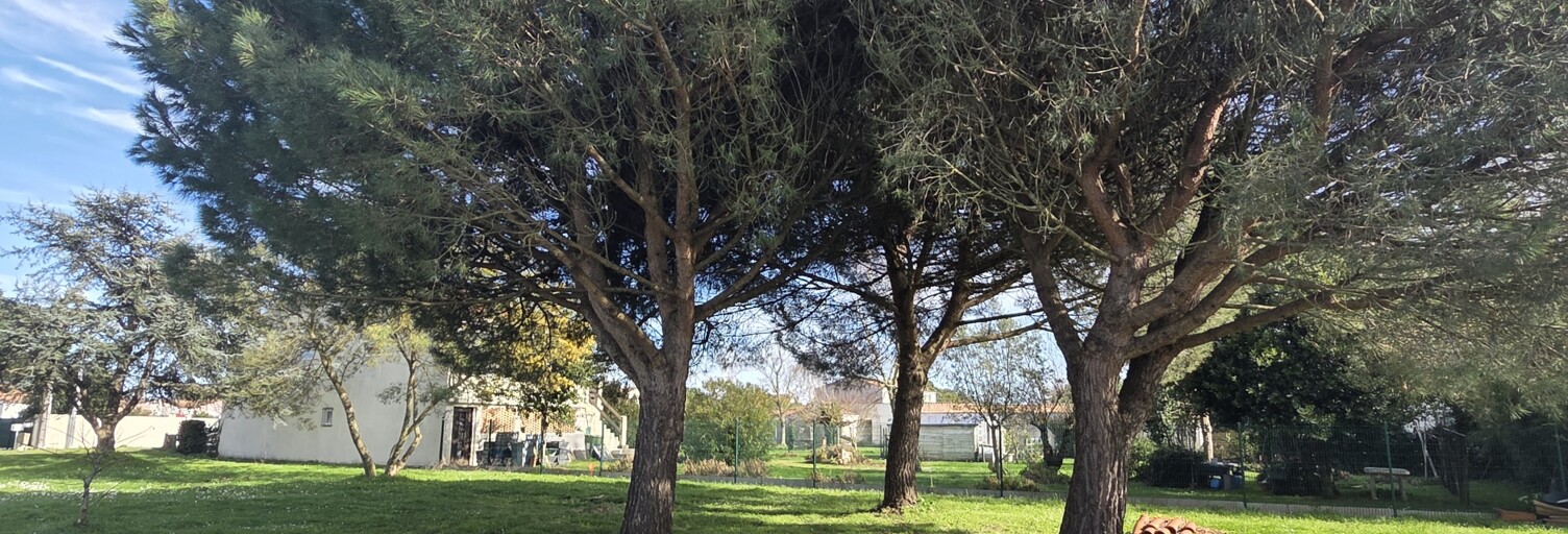 Terrain  695 m² à vendre à Le Château-d'Oléron (17480)