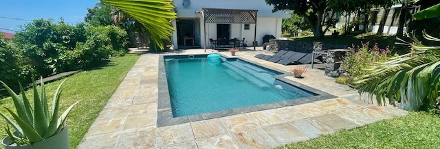 Maison 7 Pièces 195 m² à vendre à Sainte-Marie (97438)