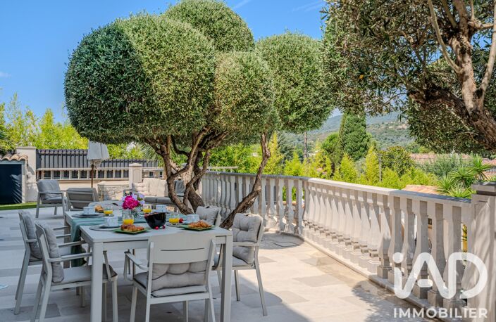 Vente Maison/villa 7 pièces — photo 2