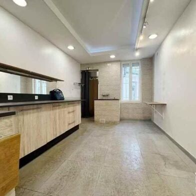 Commerce  333000 €