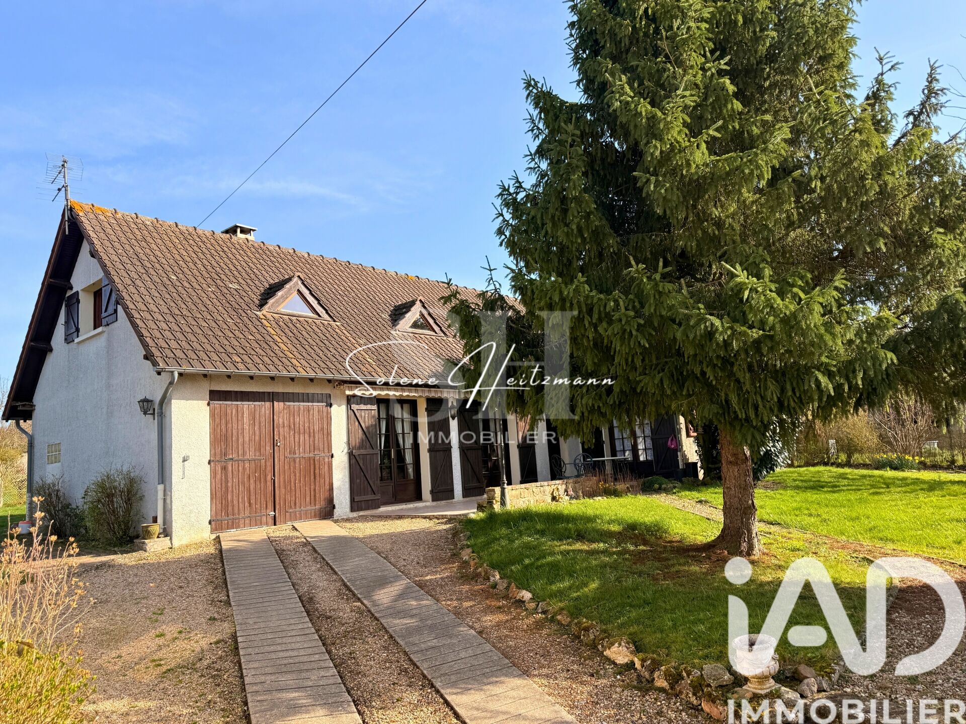 Villeblevin - 143m² - 5p. - 4ch.