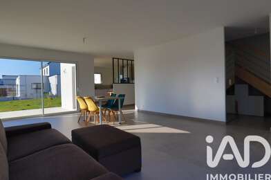 Maison 4 pièces 412000 €