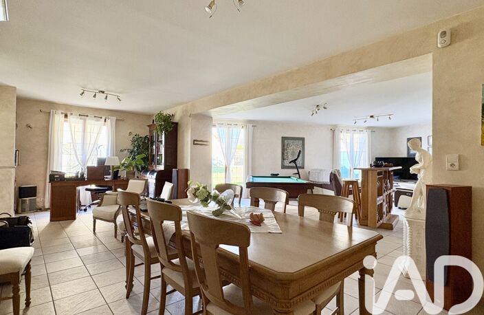Vente Maison traditionnelle 7 pièces — photo 3