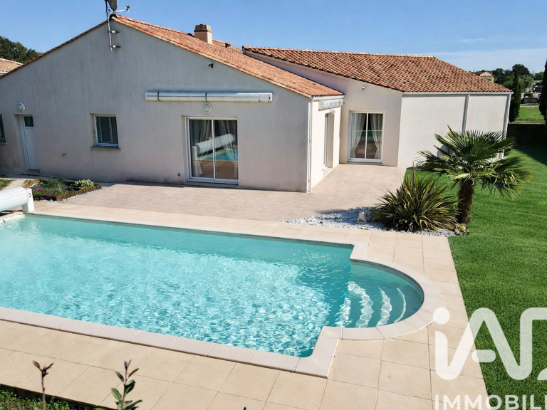 Vente Maison traditionnelle 5 pièces — photo 1