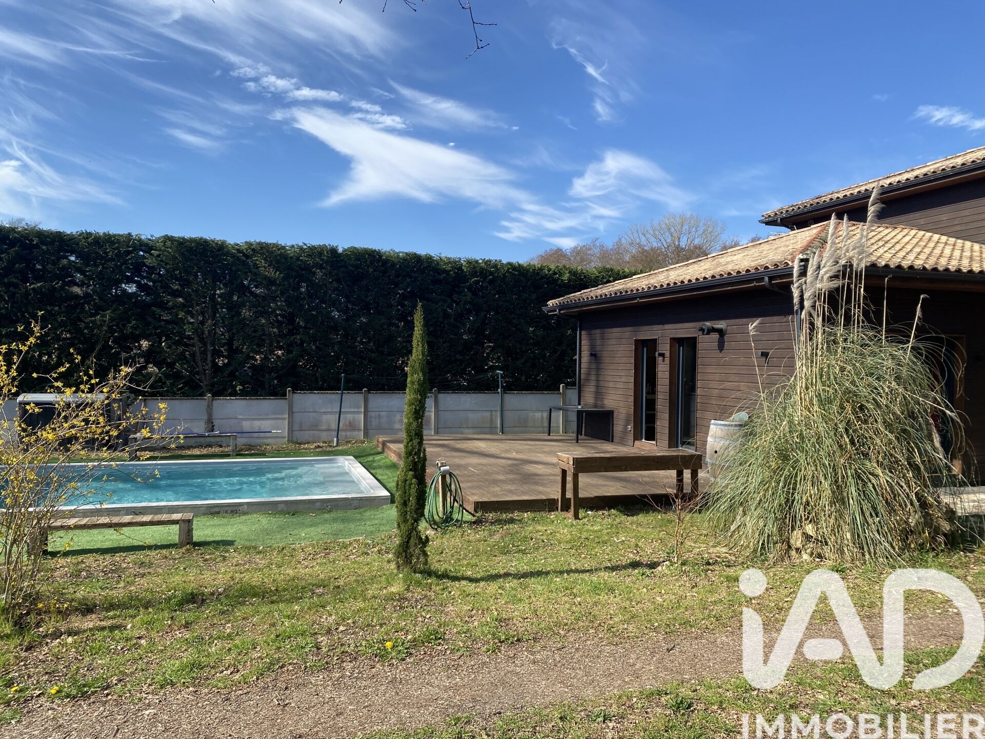 St-Denis-De-Pile - 161m² - 7p. - 6ch.