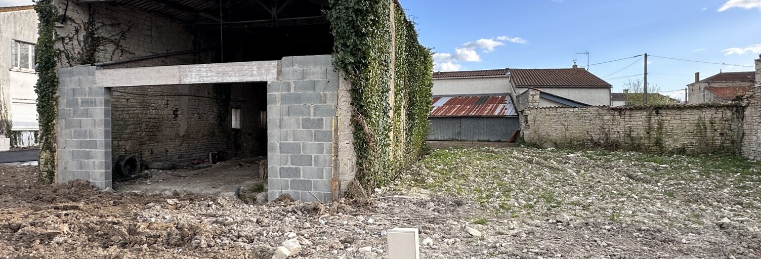 Terrain  100 m² à vendre à Vérines (17540)