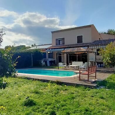 Maison 6 pièces 780000 €