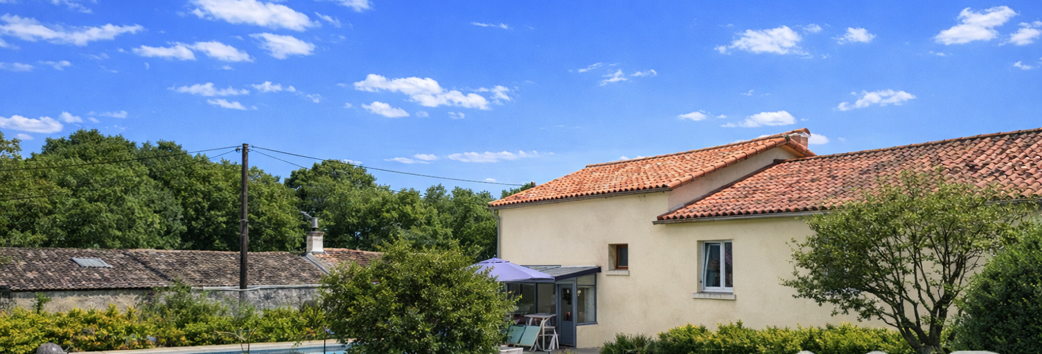 Maison 6 Pièces 176 m² à vendre à Saint-Romans-lès-Melle (79500)