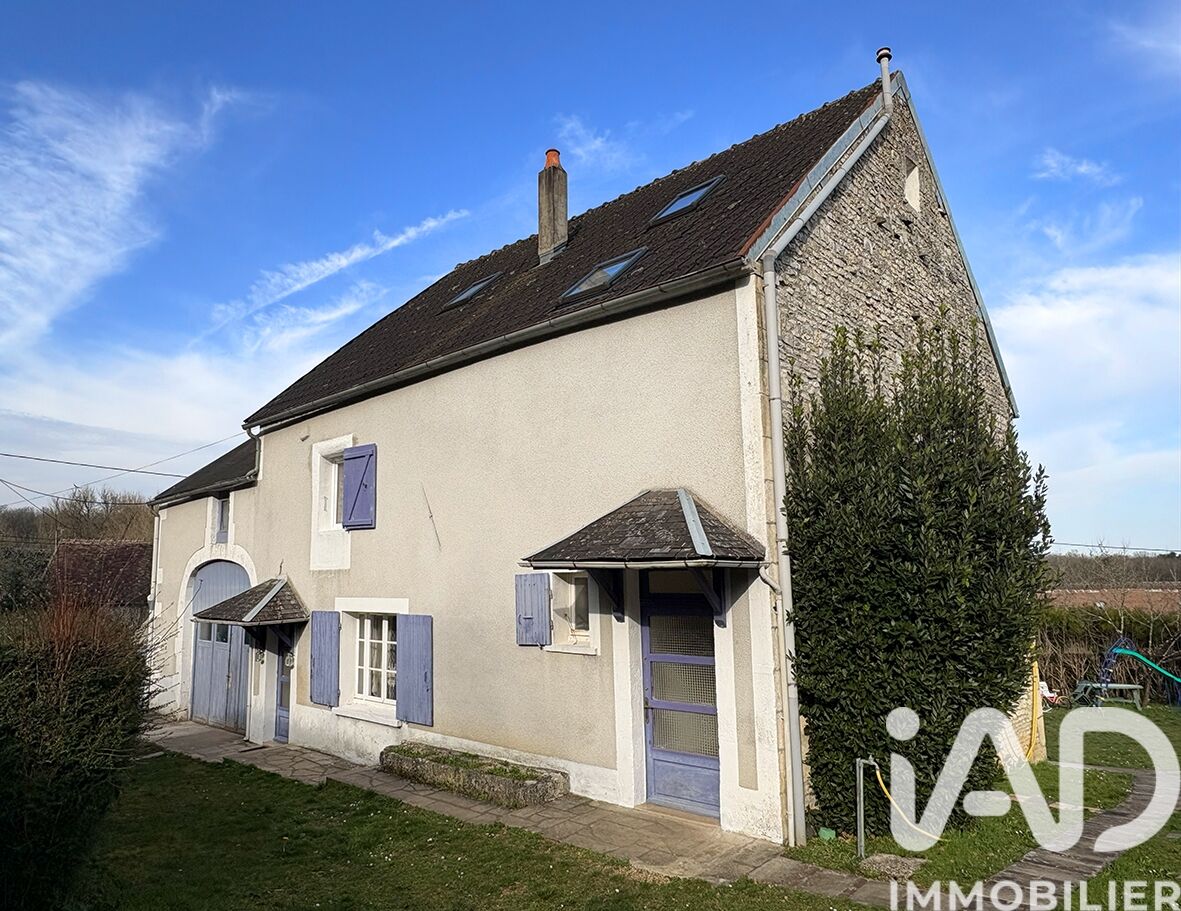 Sougeres-En-Puisaye - 155m² - 7p. - 5ch.