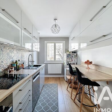 Appartement 3 pièces 235000 €