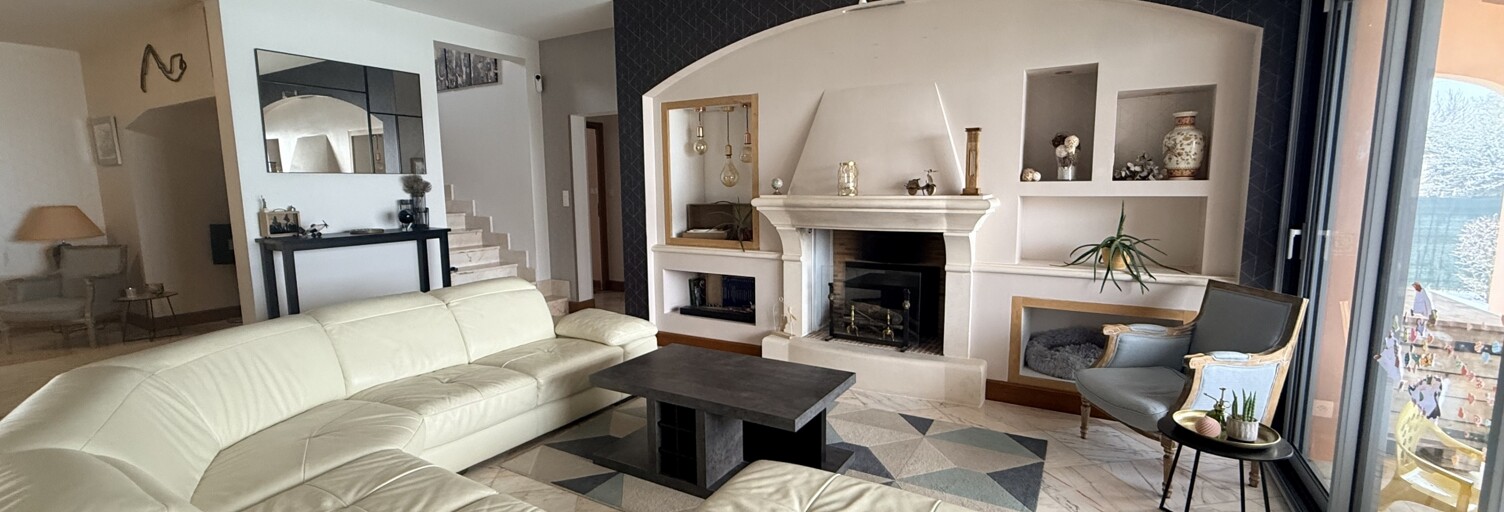 Maison 8 Pièces 360 m² à vendre à Jaunay-Marigny (86130)