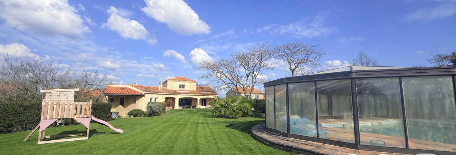 Maison 8 Pièces 359 m² à vendre à Jaunay-Marigny (86130)