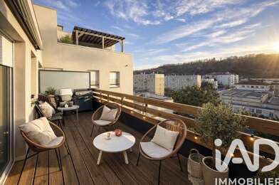 Appartement 3 pièces 236000 €