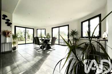 Maison 5 pièces 269900 €