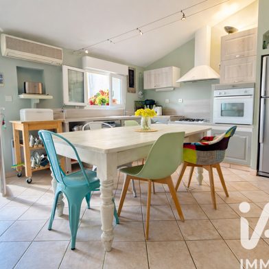 Appartement 6 pièces 275000 €